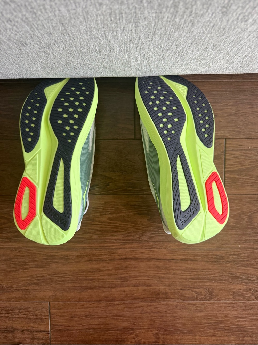 NWT Hoka Women's Mach 7 - Picture 3 of 3
